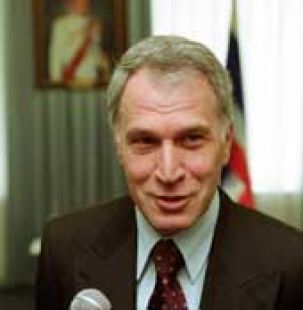 "Ростелеком" выбирает, у кого купить кабельную сеть