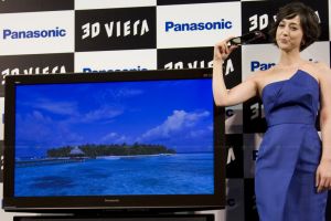 Panasonic представила первую в мире серию 3D-телевизоров класса «все в одном»