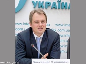 Правительство обеспечит 700 тысяч семей бесплатными телеприставками