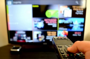 Результаты мониторинга телеквот: на «Интере» - всего 37% украинского языка, на «Украине» - 66%