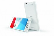 Gionee W900 - первый в мире смартфон с двумя 1080р-экранами