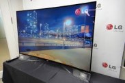 LG выпустила 77-дюймовый изогнутый 4K-телевизор
