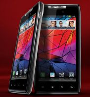 Смартфон Motorola Droid RAZR: защита от брызг, кевлар и 7.1 мм толщины