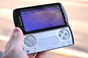 Sony Ericsson Xperia Play: первый обзор