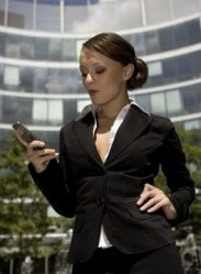 Мобильник, читающий по губам и технология «кожного ввода» от Microsoft