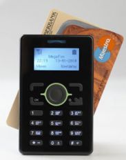 В России появился телефон размером с кредитку