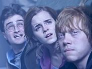 Финал "поттерианы" назван лучшим фильмом 2011 года