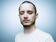 Элайджа Вуд будет искать жертв в Интернете