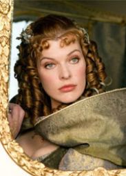 Милла Йовович обвинила студию в провале "Мушкетеров"