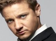 Джереми Реннер продолжит грабить