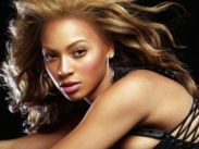 Новый проект Иствуда «заморожен» из-за беременности Бейонсе