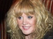 Алла Пугачева сыграет звезду на пенсии у Тодоровского