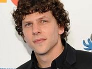 Джесси Айзенберг перешел на русскую классику