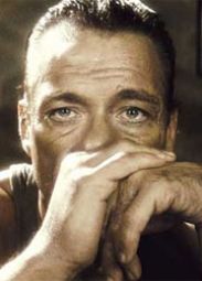 Жан-Клод Ван Дамм назвал условие участия в "Неудержимых 2"