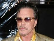 Микки Рурк сыграет регбиста-гомосексуалиста