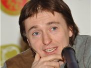 Ради новой роли Безрукову изменили челюсть и черты лица