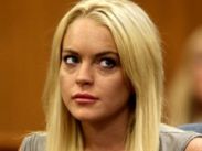 Мать Линдсей Лохан хочет нажиться на болезни своей дочери