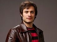 Гаэль Гарсия Берналь спродюсирует новый фильм Майкла Роу