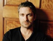 Джерард Батлер сломал шею на съемках нового фильма