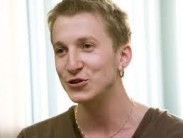 Интерн Левин мечтает сыграть брутального мачо