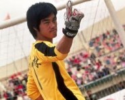 Легендарный желтый костюм Брюса Ли будет продан на аукционе в Гонконге