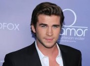 Лиам Хемсворт снимется в триллере "Кат Бэнк"