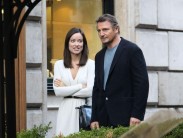 Лиам Нисон охмуряет Оливию Уайлд в трейлере «Третьей персоны»