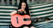 Звезда "Сватов-5" Анна Кошмал: "На улице меня никто не узнает" Звезда "Сватов-5" Анна Кошмал: "На улице меня никто не узнает"