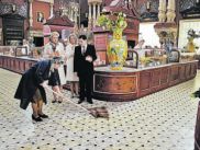 Гастроном №1: колонны из пенопласта и фальшивая колбаса