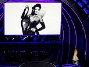 Церемонию "Оскар" смотрела каждая пятая семья в США, но критикам шоу не понравилось