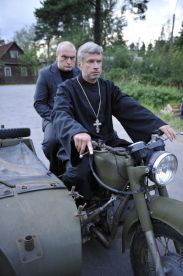 Александр Балуев приютил детей-сирот