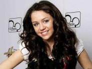 Майли Сайрус появится в шоу «Два с половиной человека»