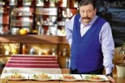  5 цікавих фактів про харизматичного шефа із "Кухні" Дмитра Назарова