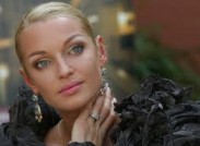 Анастасия Волочкова решила покинуть шоу "Две звезды"