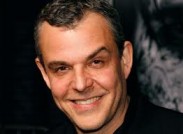 Денни Хьюстон сыграет в "Американской истории ужасов"