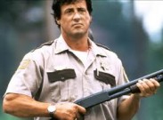 Джеймс Мэнголд перенесет «Полицейских» на телеэкран