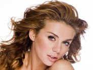 М1 запускає хіт-парад «21+» з Анною Сєдоковою