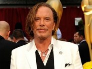 Микки Рурк сыграет злодея в фильме Альберта Хьюза