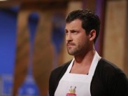 На кухне «Кулинарной династии» Максим Чмерковский отличился особой аккуратностью