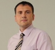 Руслан Ярмолюк став ведучим каналу «2+2» та репортером ТСН