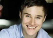 Сэм Андервуд стал новой сериальной звездой