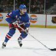 Телезрителям вместо футбола бесплатно покажут хоккей