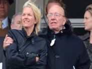 Дочь Мердока продает ему свою телекомпанию