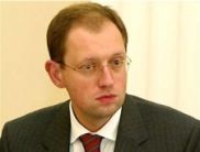 Яценюк пропонує провести «амністію» ліцензій каналів